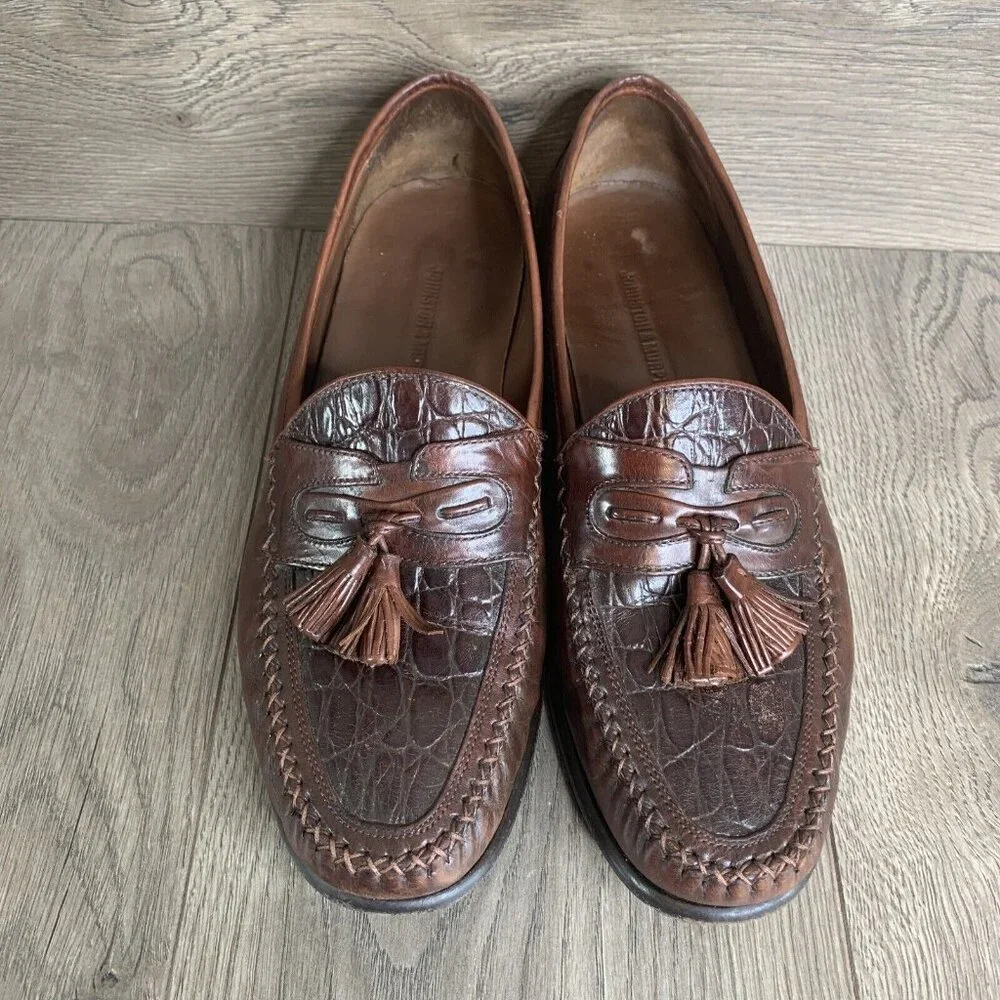 Johnston & Murphy Men's Size 10.5 M Brown Tassel Loafer Style Leather Shoes - Picture 3 of 10